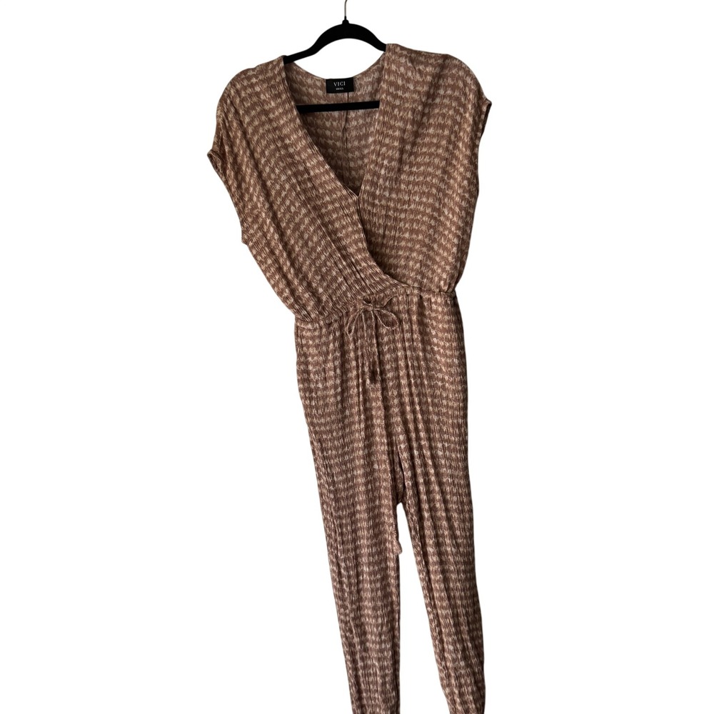Vici Jumpsuit Womens Small Brown White Short Sleeve Waist Tie Soft Rayon Romper